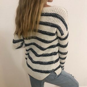 💙 Blue Hollister Sweater 💙